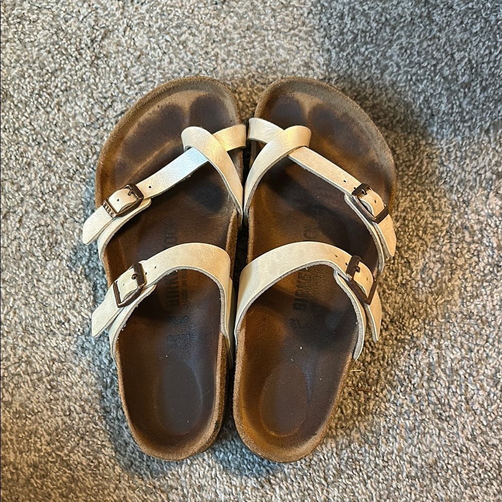 Cream Sandals Birkenstocks